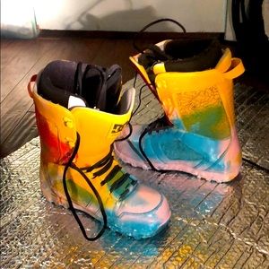 Ted Baker Custom painted dc snowboarding boots